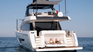 FERRETTI 780