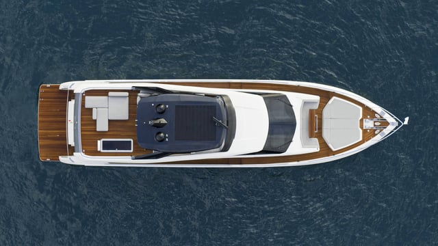 FERRETTI 780