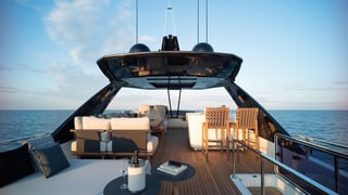 FERRETTI 780