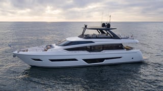 FERRETTI 780