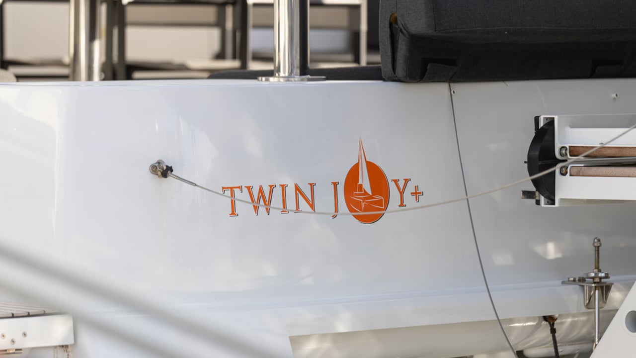 TWIN JOY &#x2B;