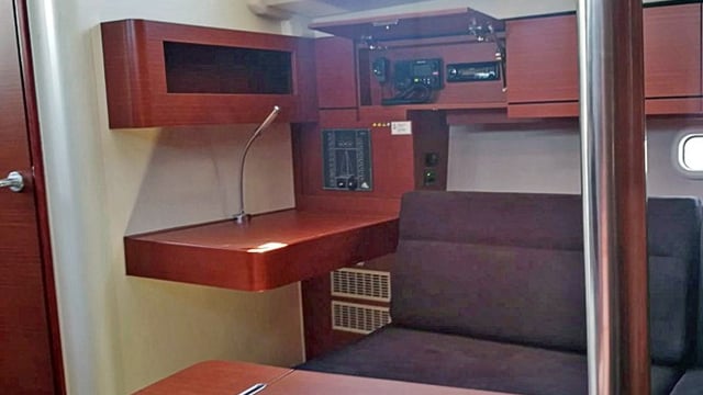 HANSE 348
