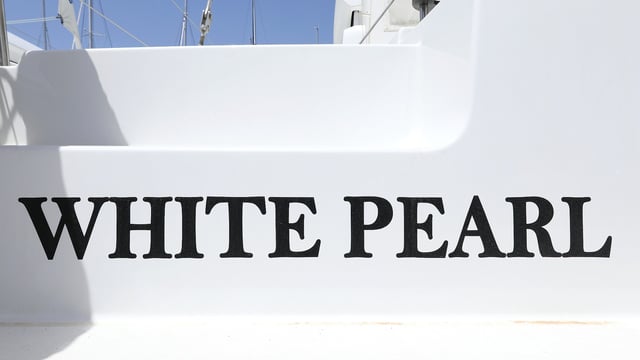 WHITE PEARL