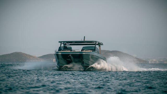 TESORO 41 POWER CAT