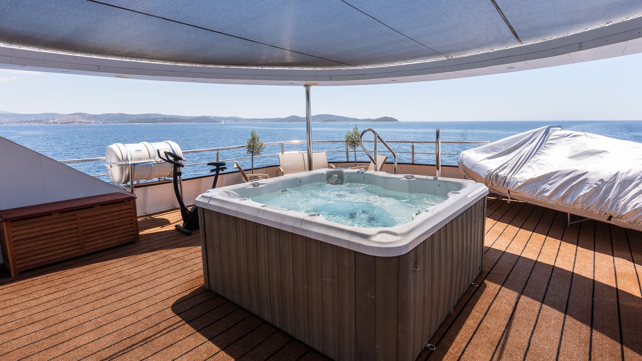 ADRIATIC QUEEN