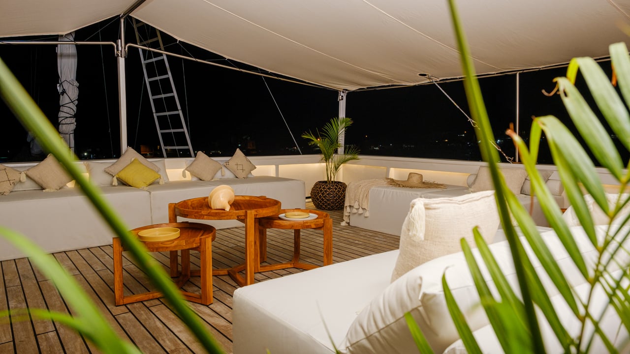 ALIIKAI VOYAGE