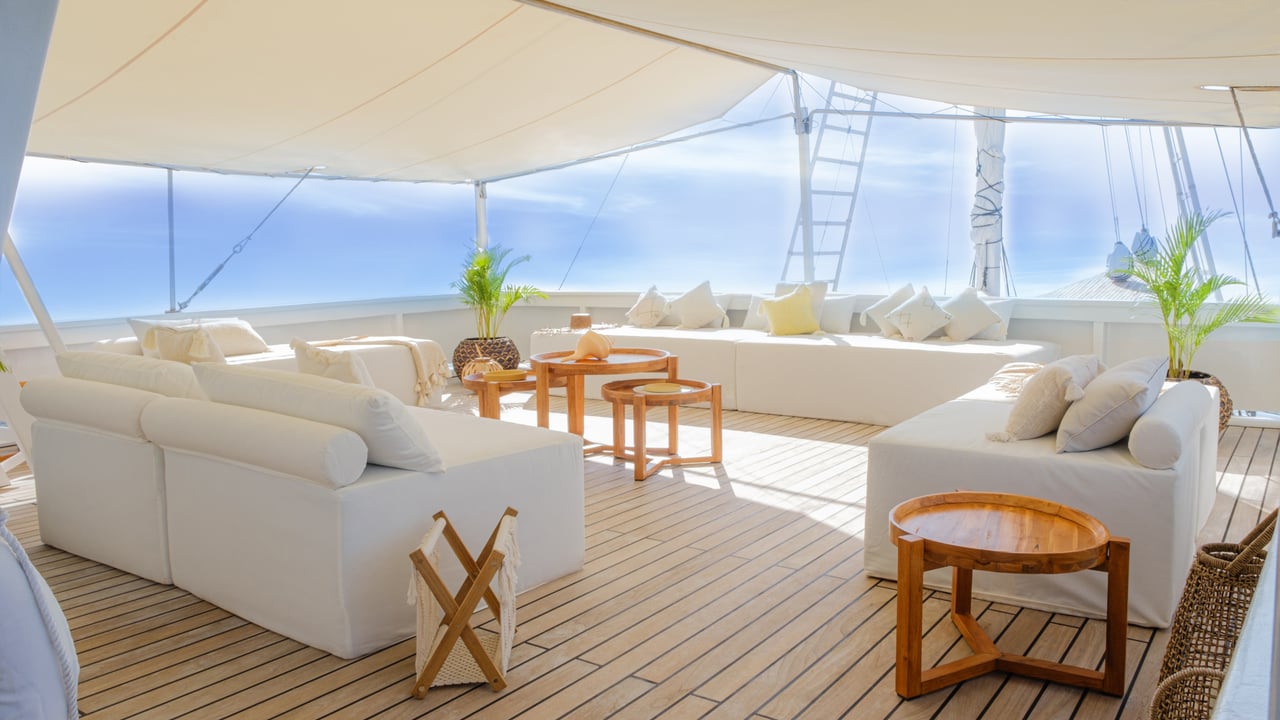 ALIIKAI VOYAGE