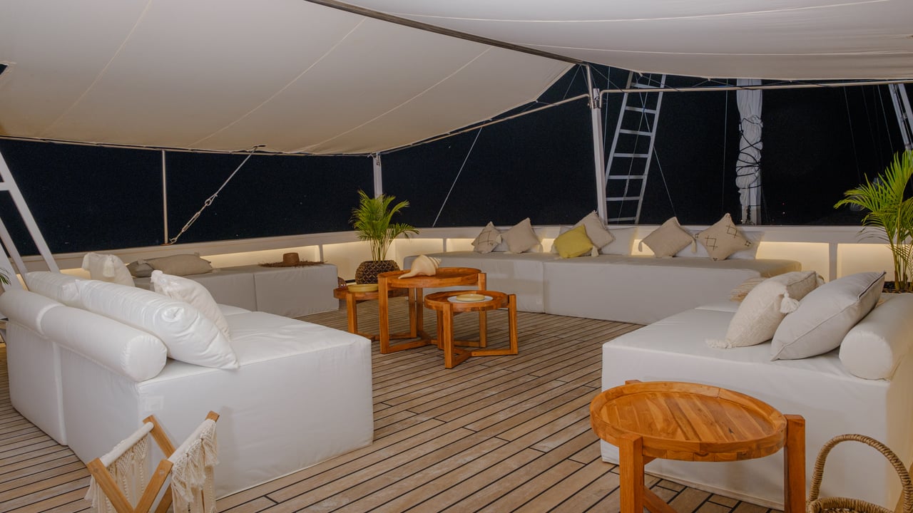 ALIIKAI VOYAGE
