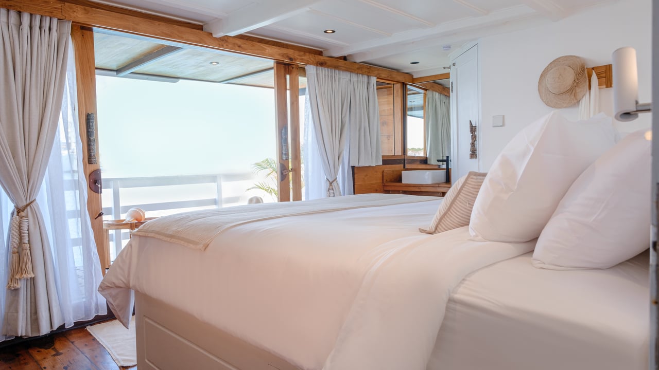 ALIIKAI VOYAGE