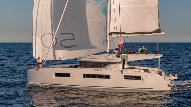 NAUTI CAT