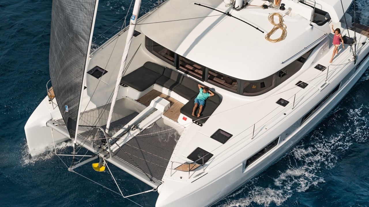 NAUTI CAT
