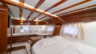 ALLURE E