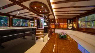ALLURE E