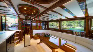 ALLURE E