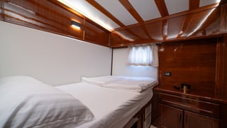 ALLURE E