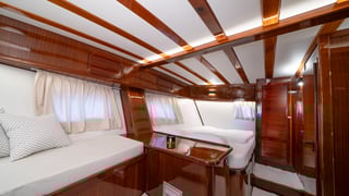 ALLURE E