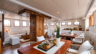 MUTIARA LAUT