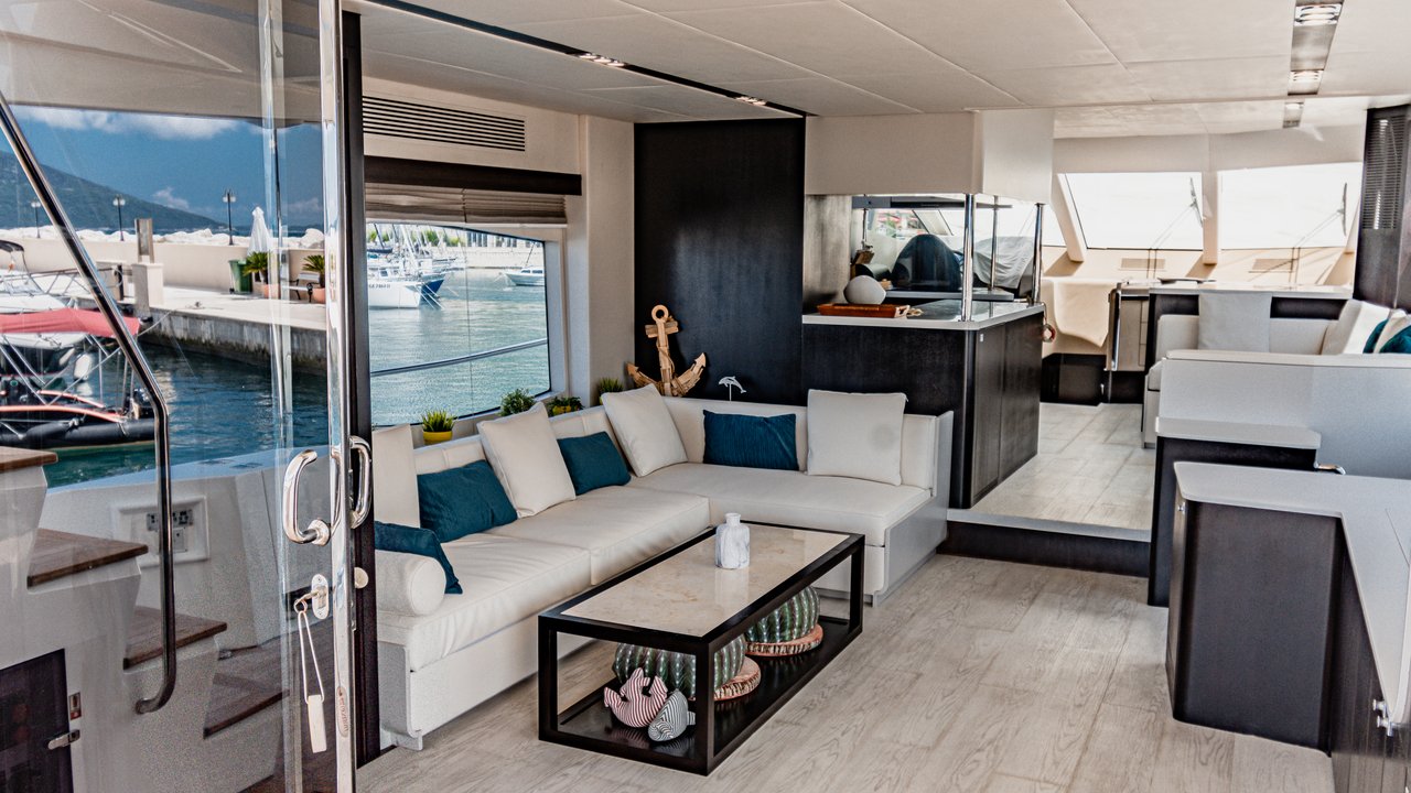 NUMARINE 78 FLYBRIDGE