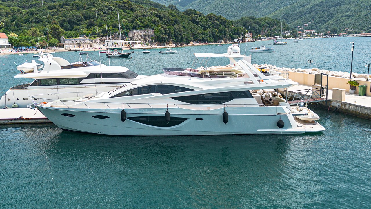NUMARINE 78 FLYBRIDGE