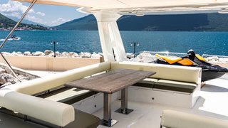 NUMARINE 78 FLYBRIDGE