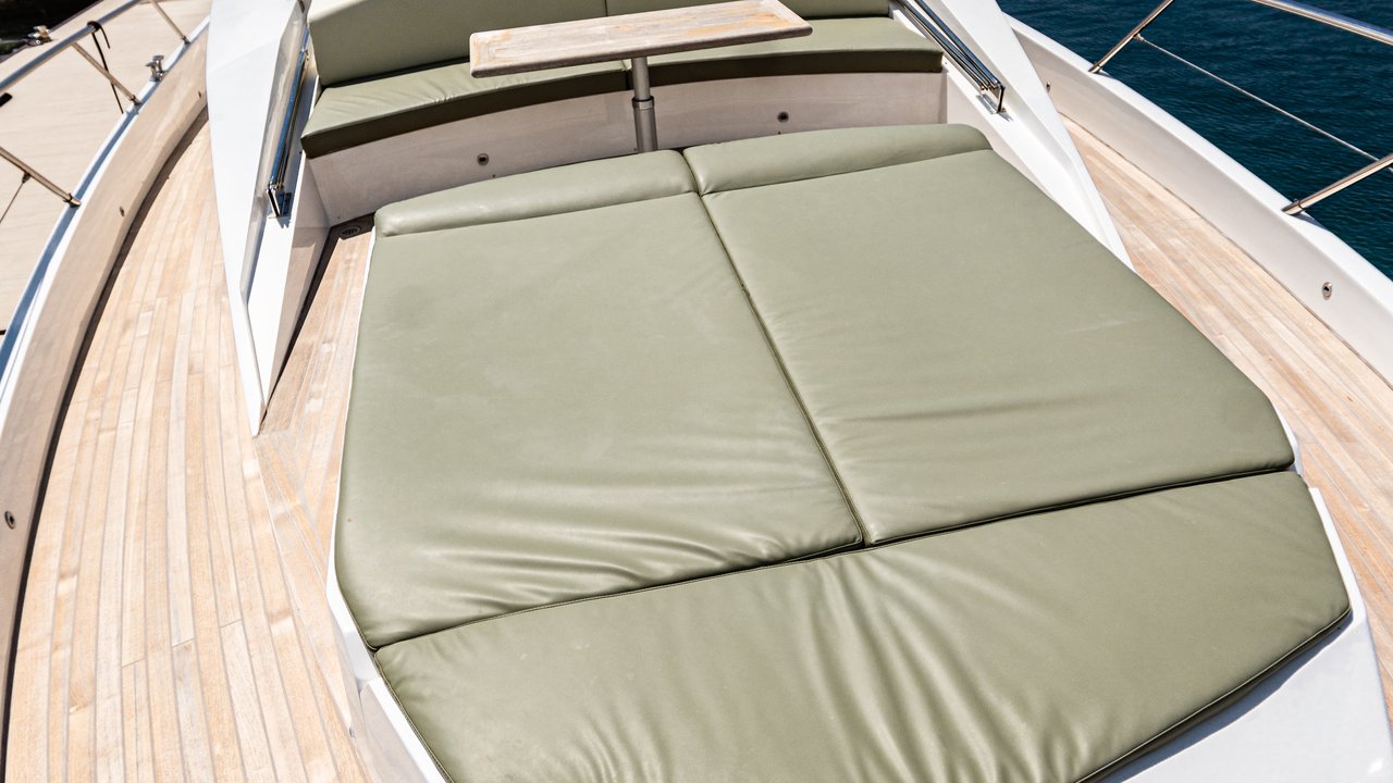NUMARINE 78 FLYBRIDGE