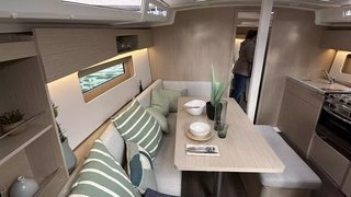 NEW OCEANIS 37.1