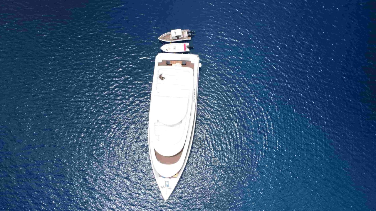 N7 YACHT