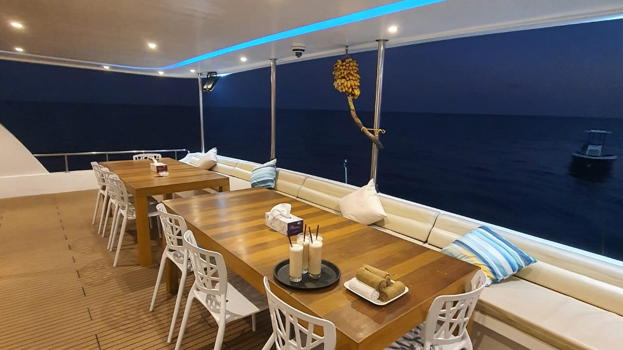 N7 YACHT