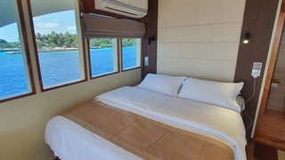 N7 YACHT