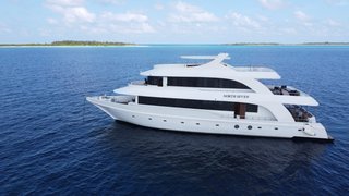 N7 YACHT