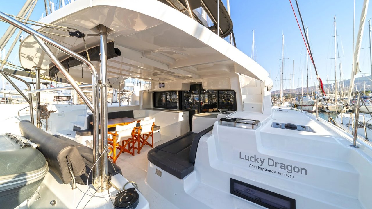LUCKY DRAGON