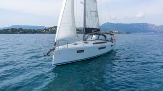 SEA WHISPER