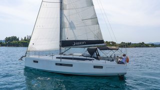 SEA WHISPER