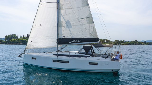 SEA WHISPER