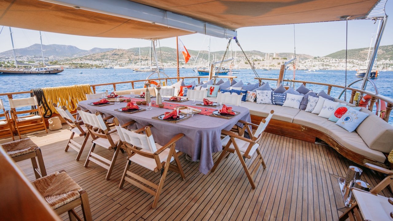 QUEEN OF DATCA