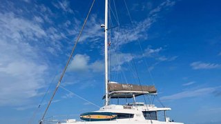 NAUTI DOGS 5.4