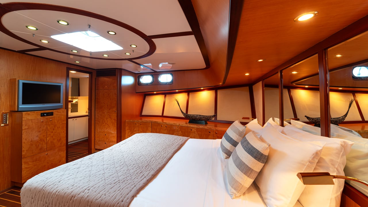 SERENITY 86
