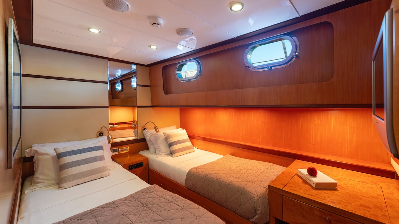 SERENITY 86