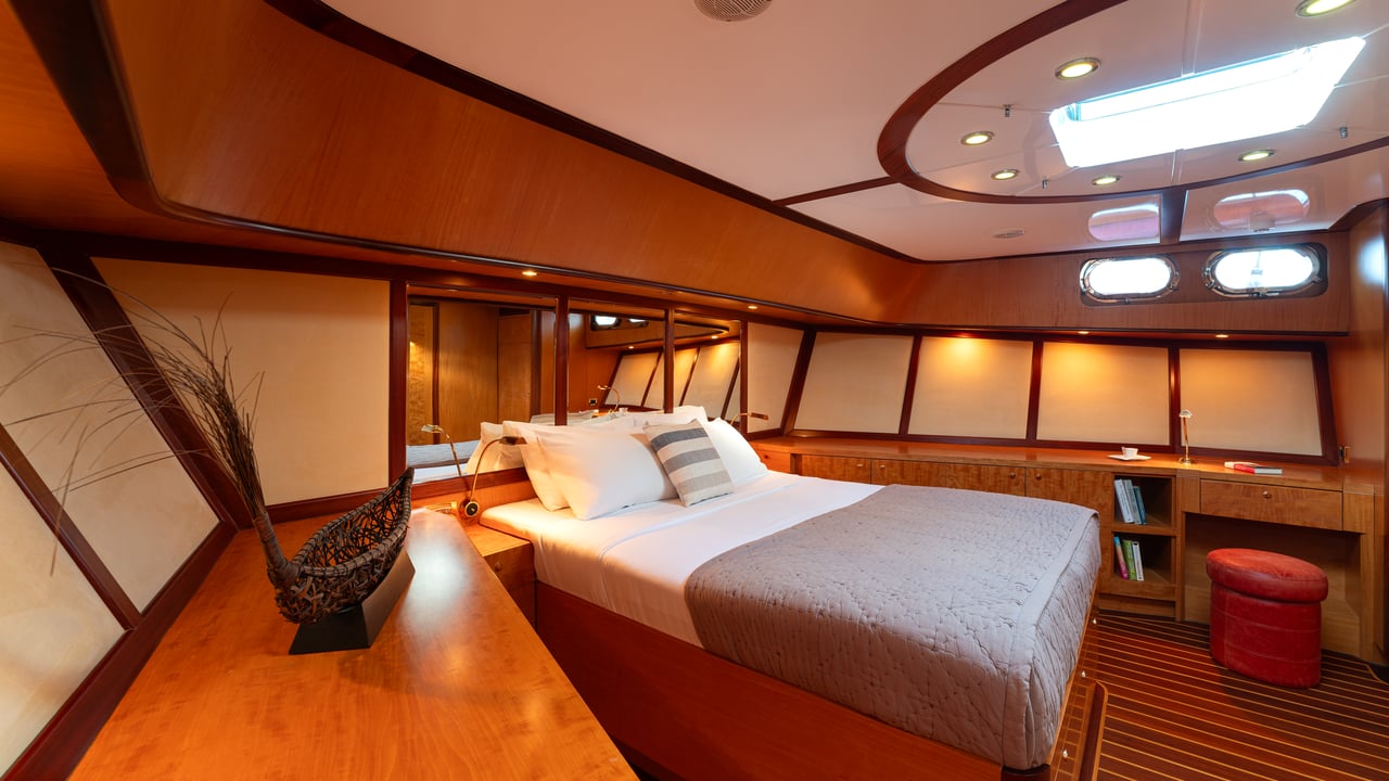 SERENITY 86
