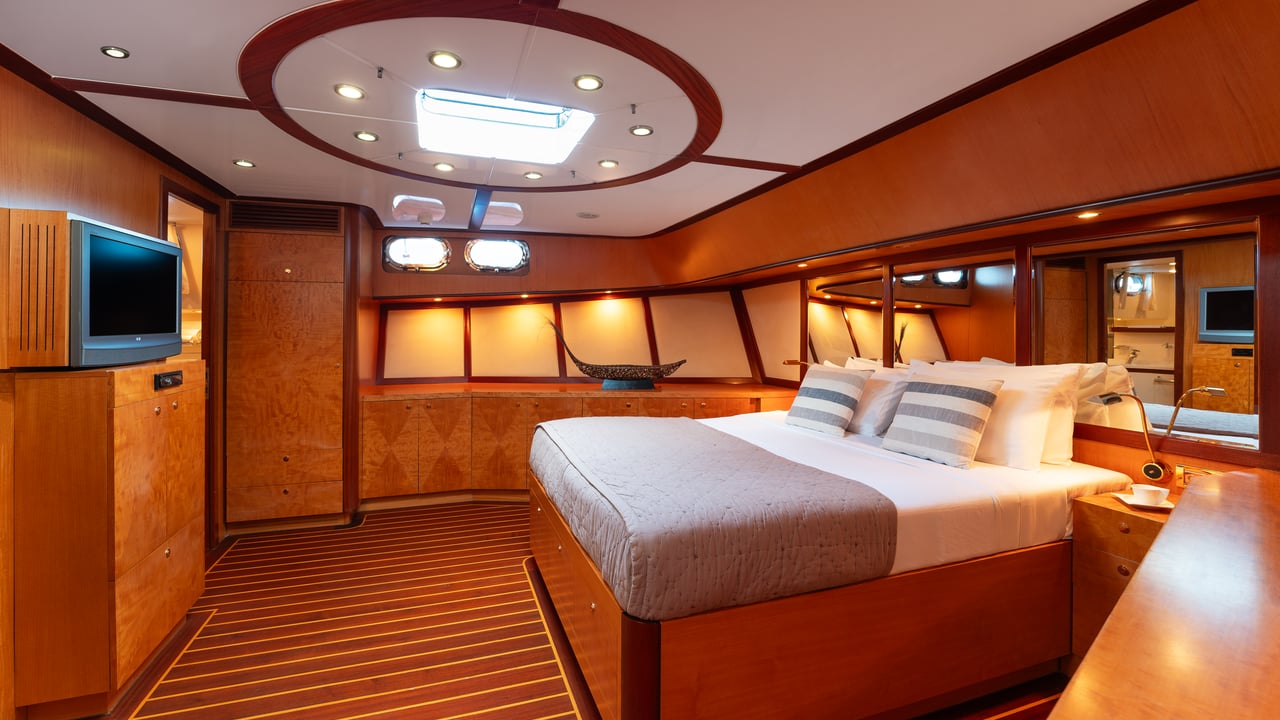 SERENITY 86