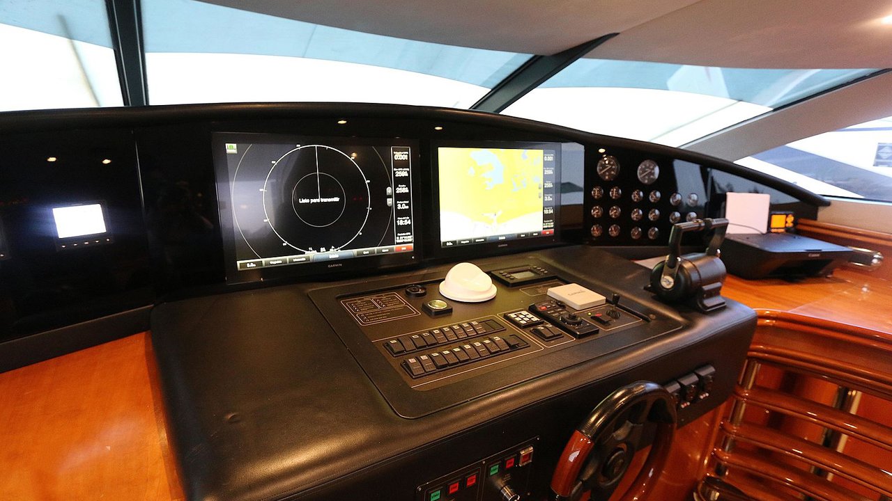 YCM 105