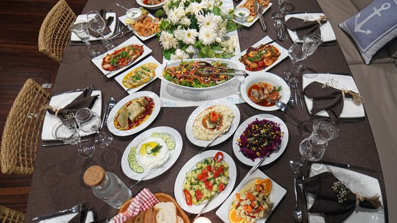 KAPTAN MEHMET BUGRA