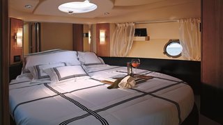 AZIMUT 38