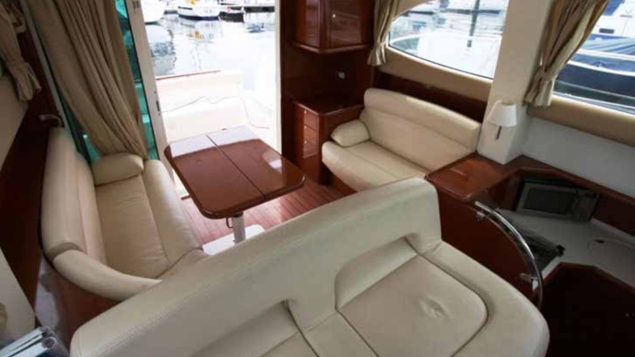 PRESTIGE 36