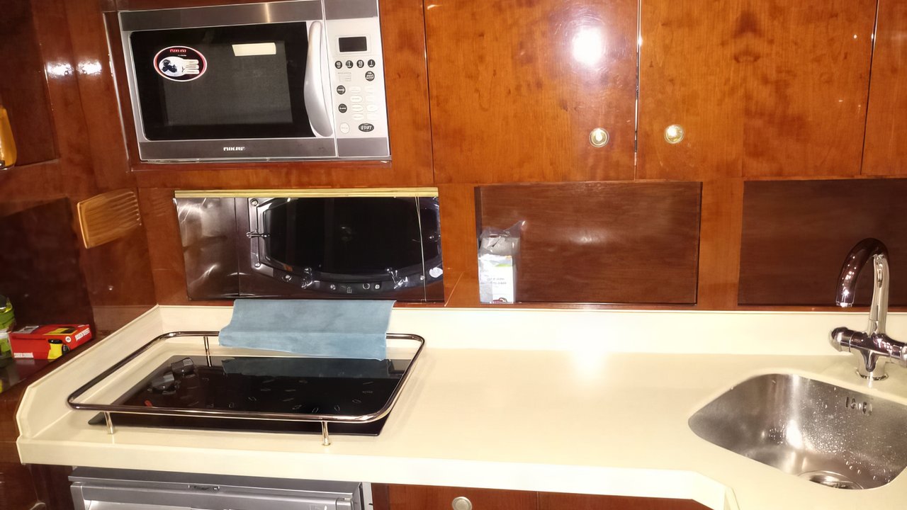 MAJESTY 44