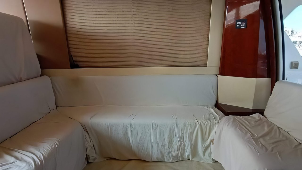 MAJESTY 44