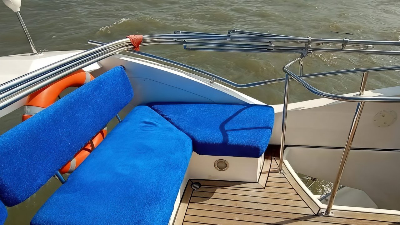MAJESTY 44