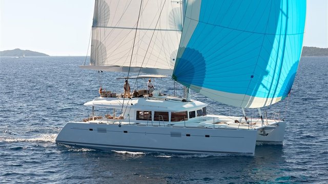 LAGOON 560