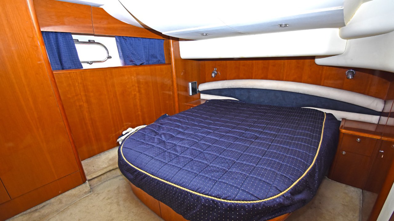 PRINCESS 61