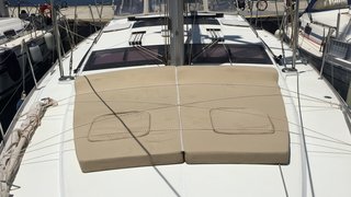 JEANNEAU 53